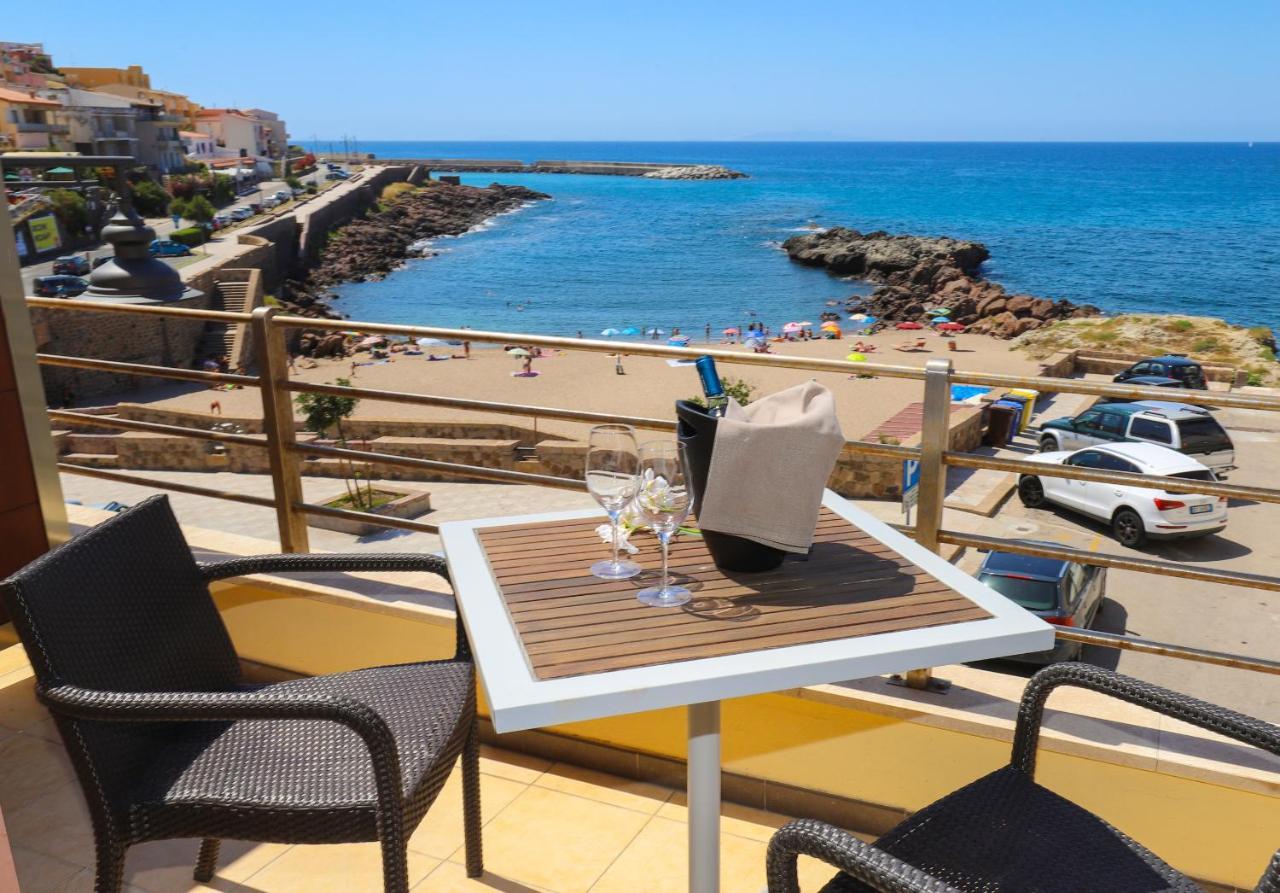 Janus Hotel Castelsardo Eksteriør billede